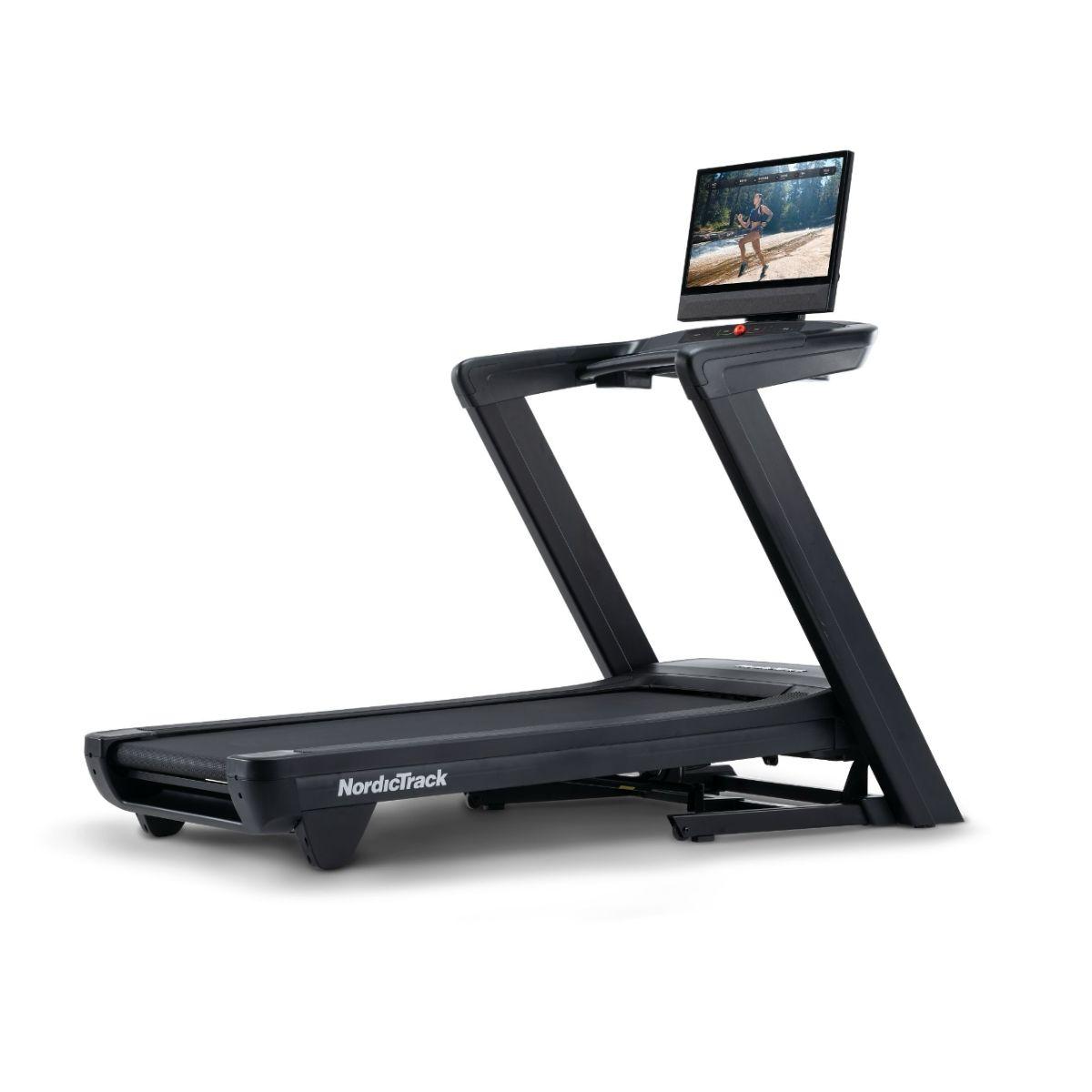 NordicTrack C 2450 løbebånd med 24 tommers touchskærm