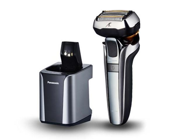 Panasonic ES-LV9Q-S803 5-blads folie-barbermaskine i sølv med LED-display