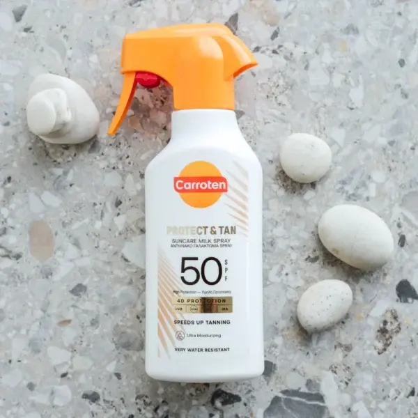 Carroten Protect Tan Milk Trigger SPF 50 solcreme til krop i sprayflaske, 270 ml