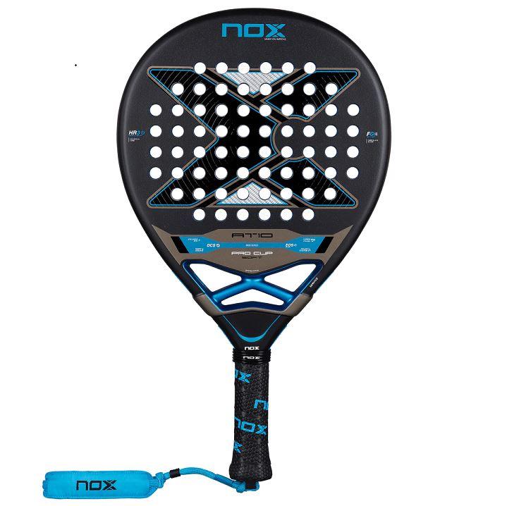 Nox AT10 Pro Cup Soft 2026 padelbat i sort og gul