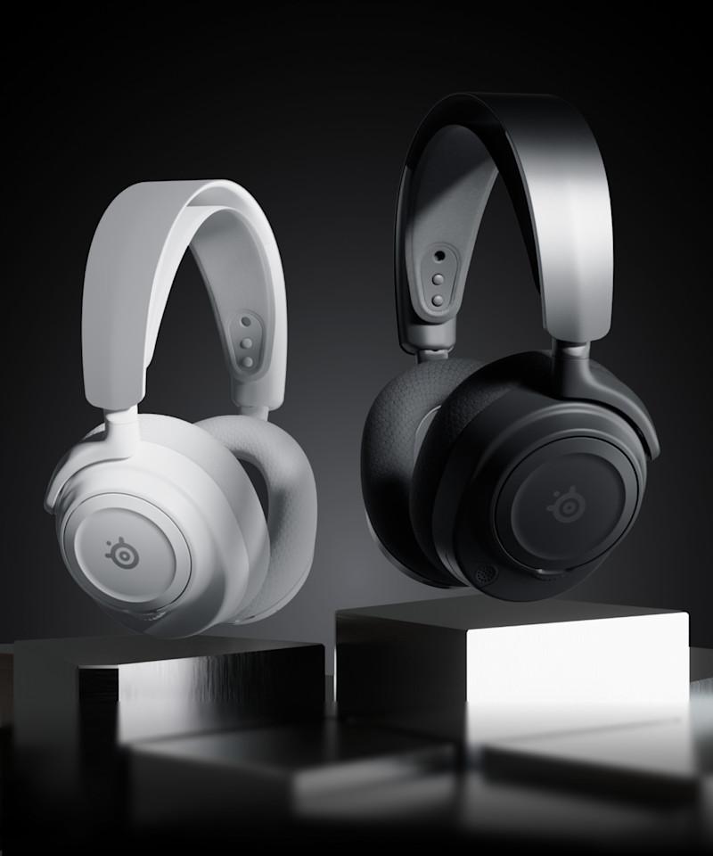 SteelSeries Arctis Nova 7 Gen 2 trådløst gaming headset i sort